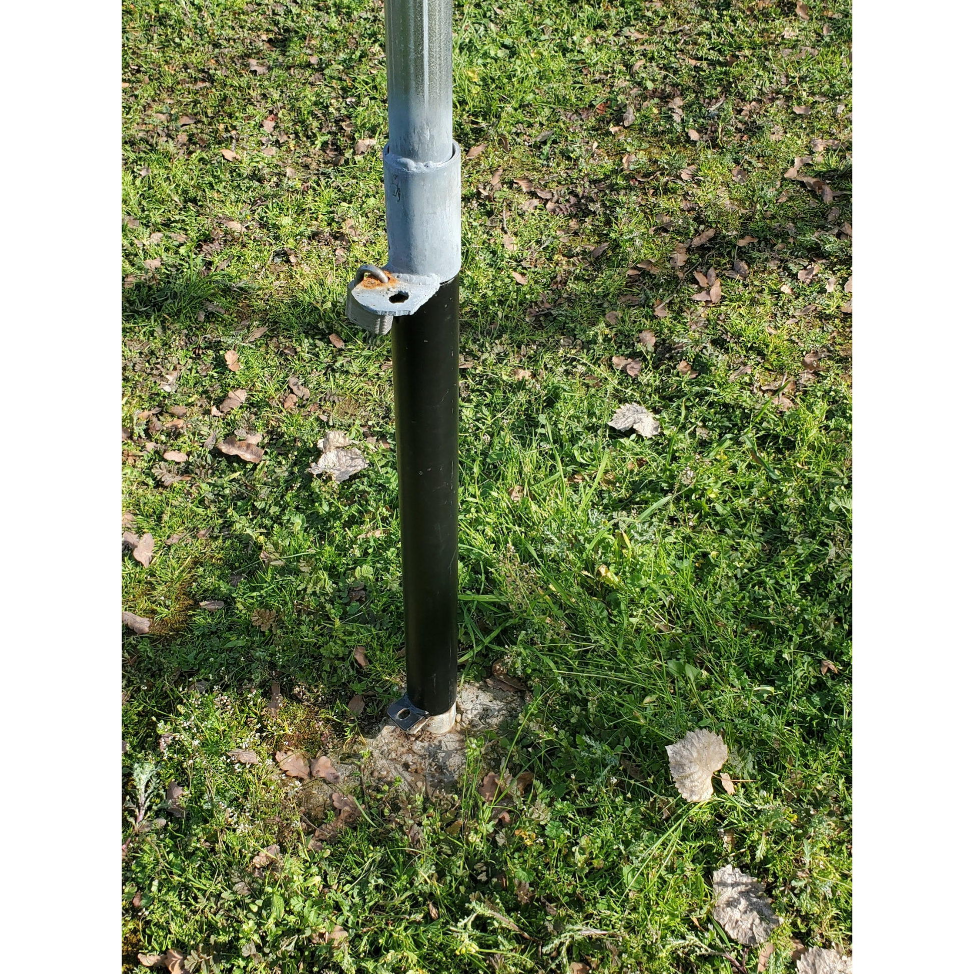 Close up of Disc Golf Basket Riser Sleeve